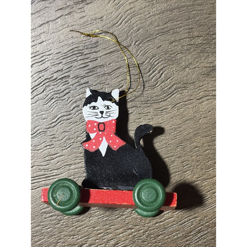 Vintage Painted wooden black and white cat Christmas ornament 2.5"